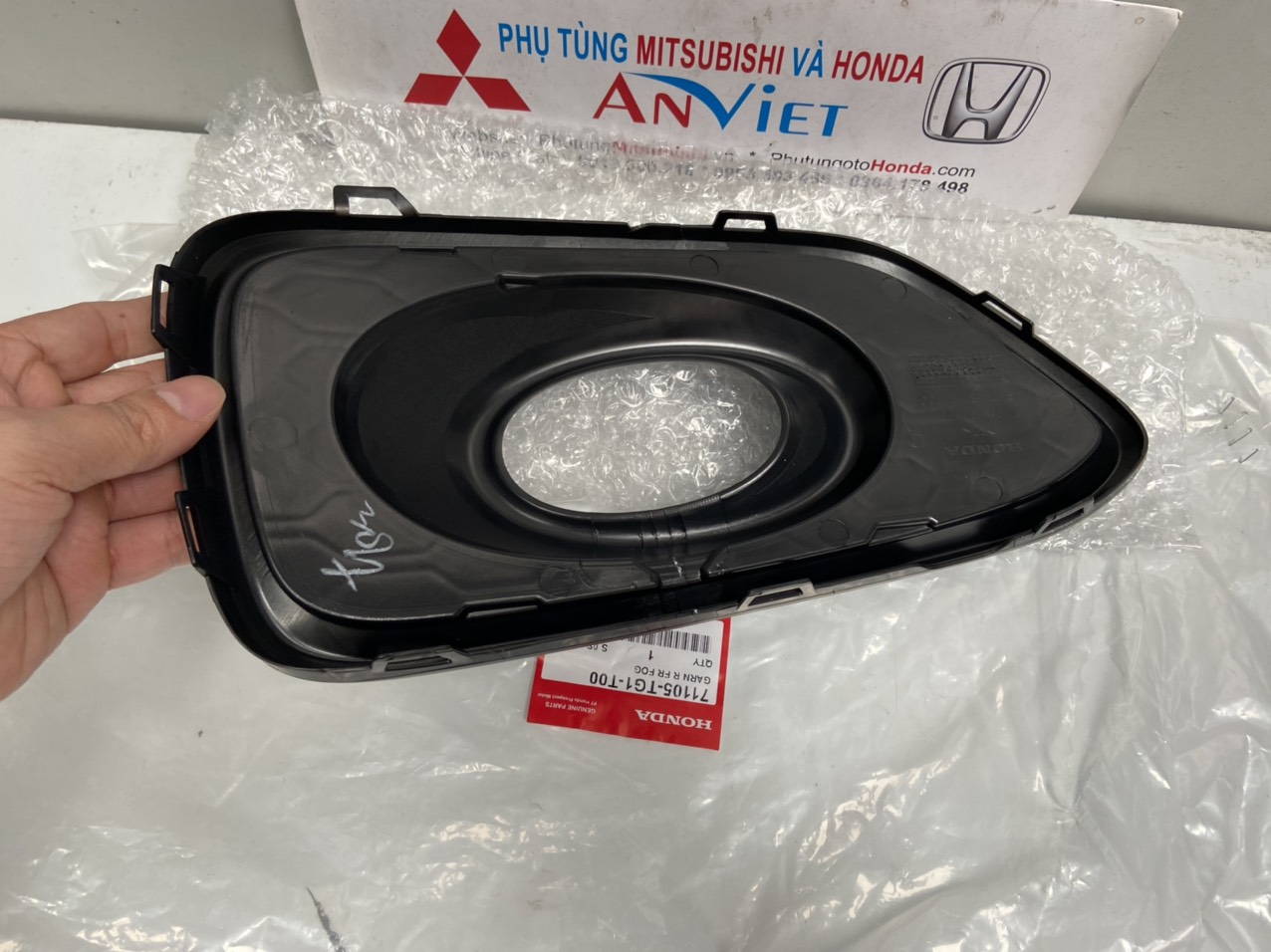 Ốp đèn sương mù xe Honda BRIO